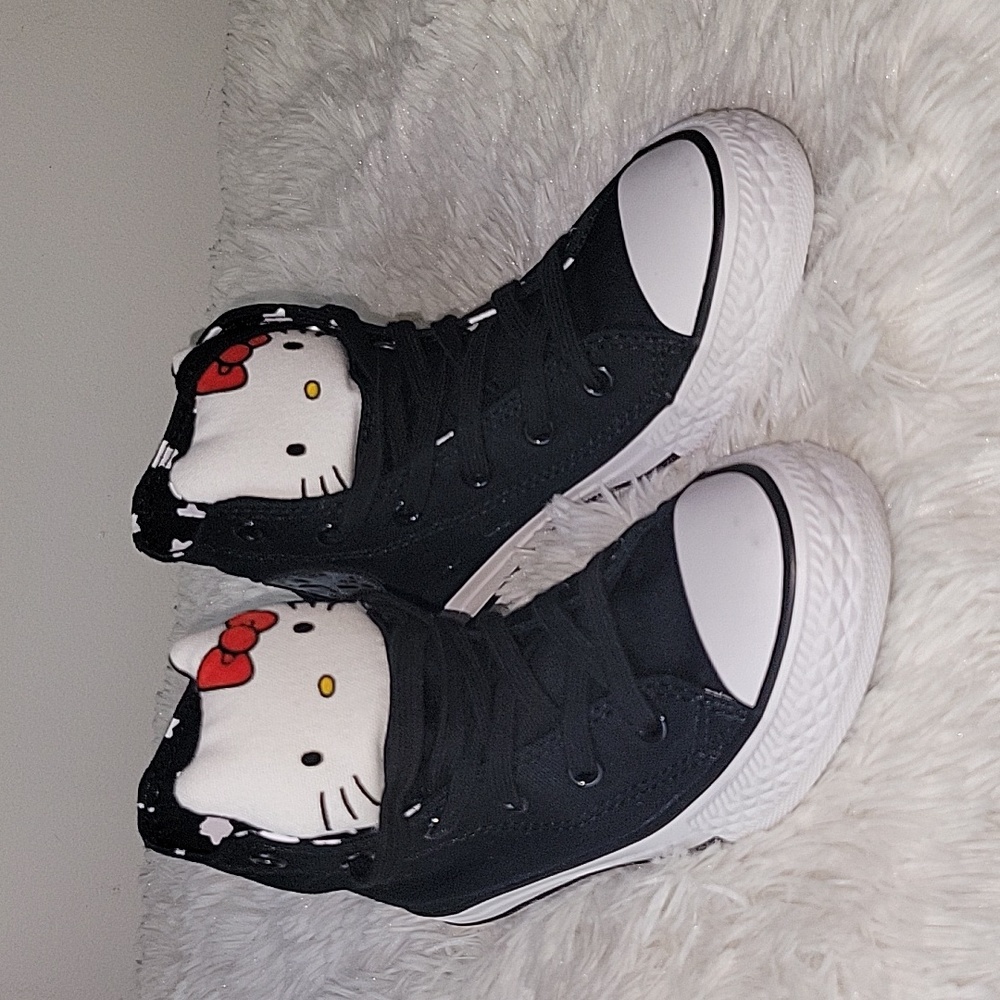 Girl's Converse Hello Kitty CTAS Hi Sneakers  Youth US 12